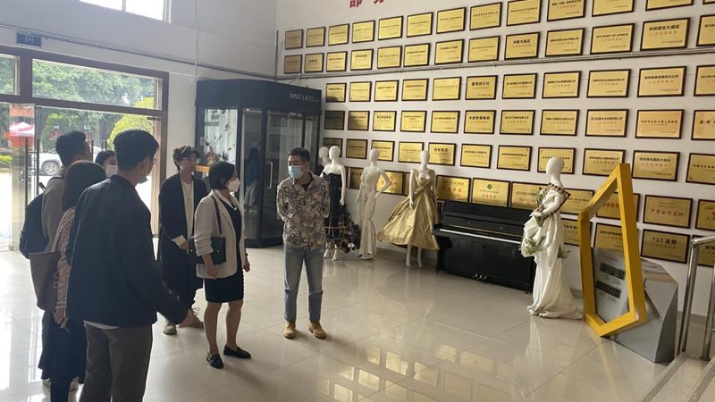 儿童短视频拍摄三脚架推荐